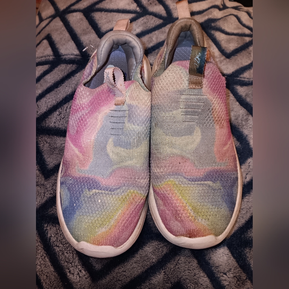 Girl shoes